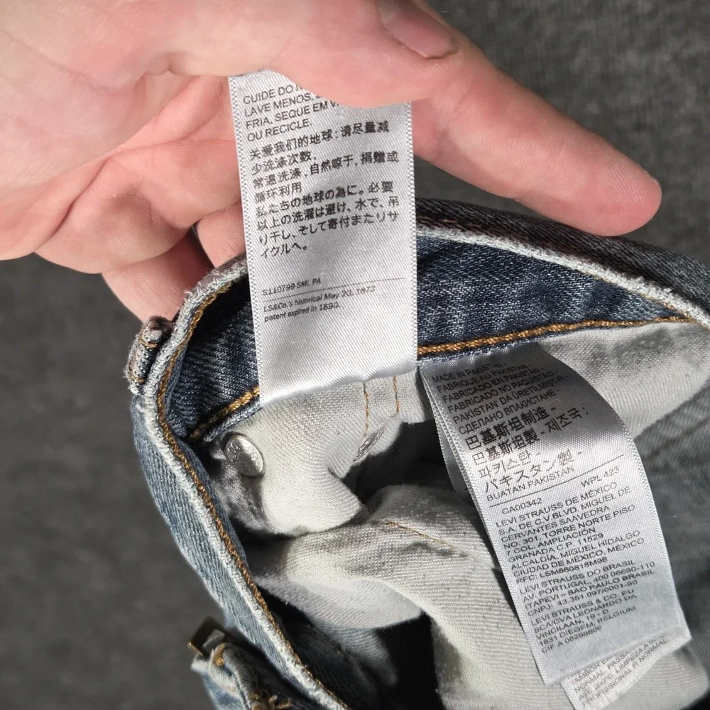Levis classic levi